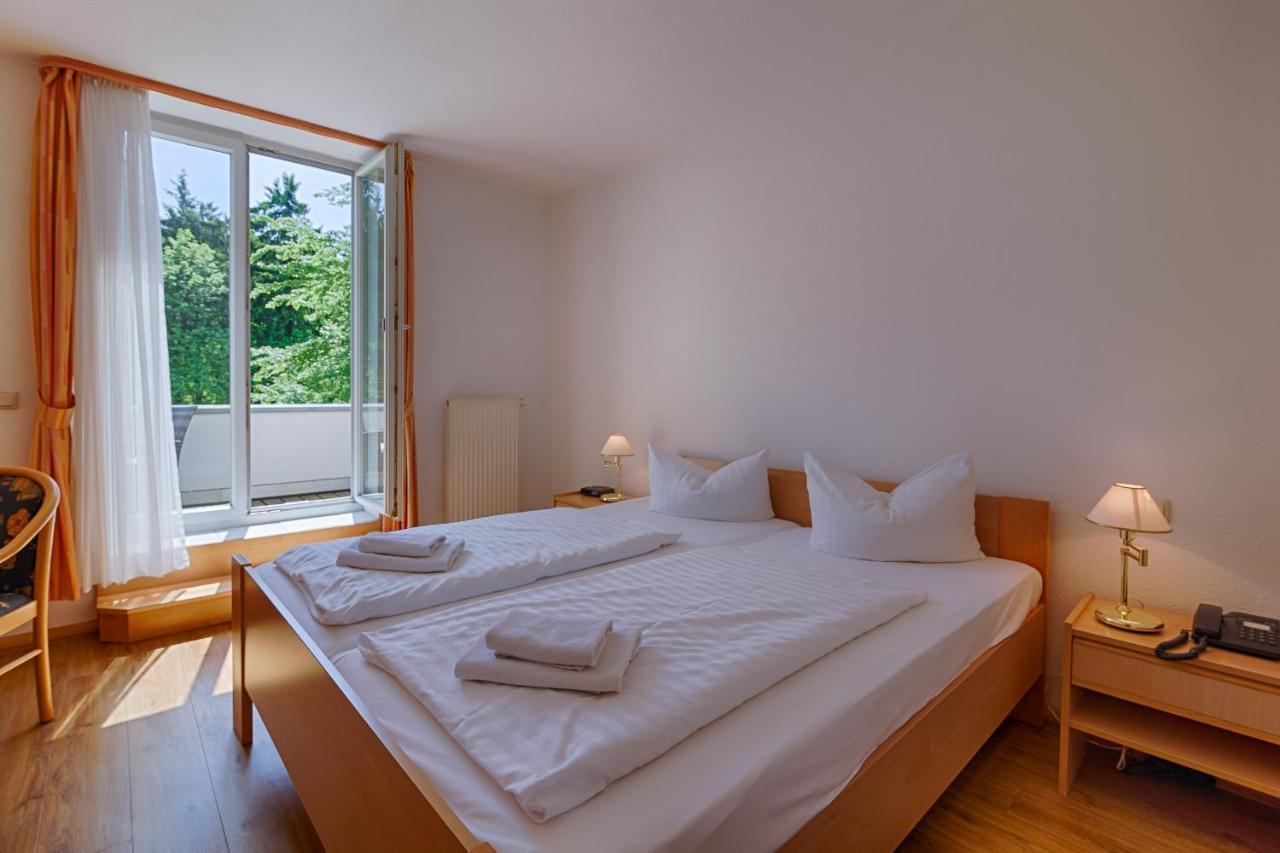 Hotel Haus Oberland Masserberg Exteriör bild