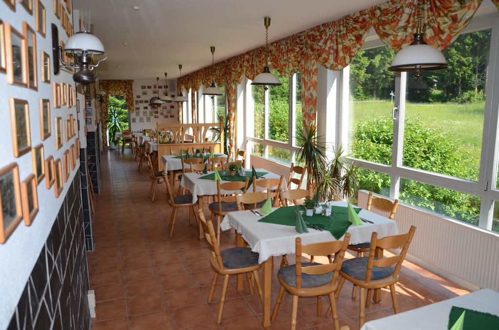 Hotel Haus Oberland Masserberg Exteriör bild