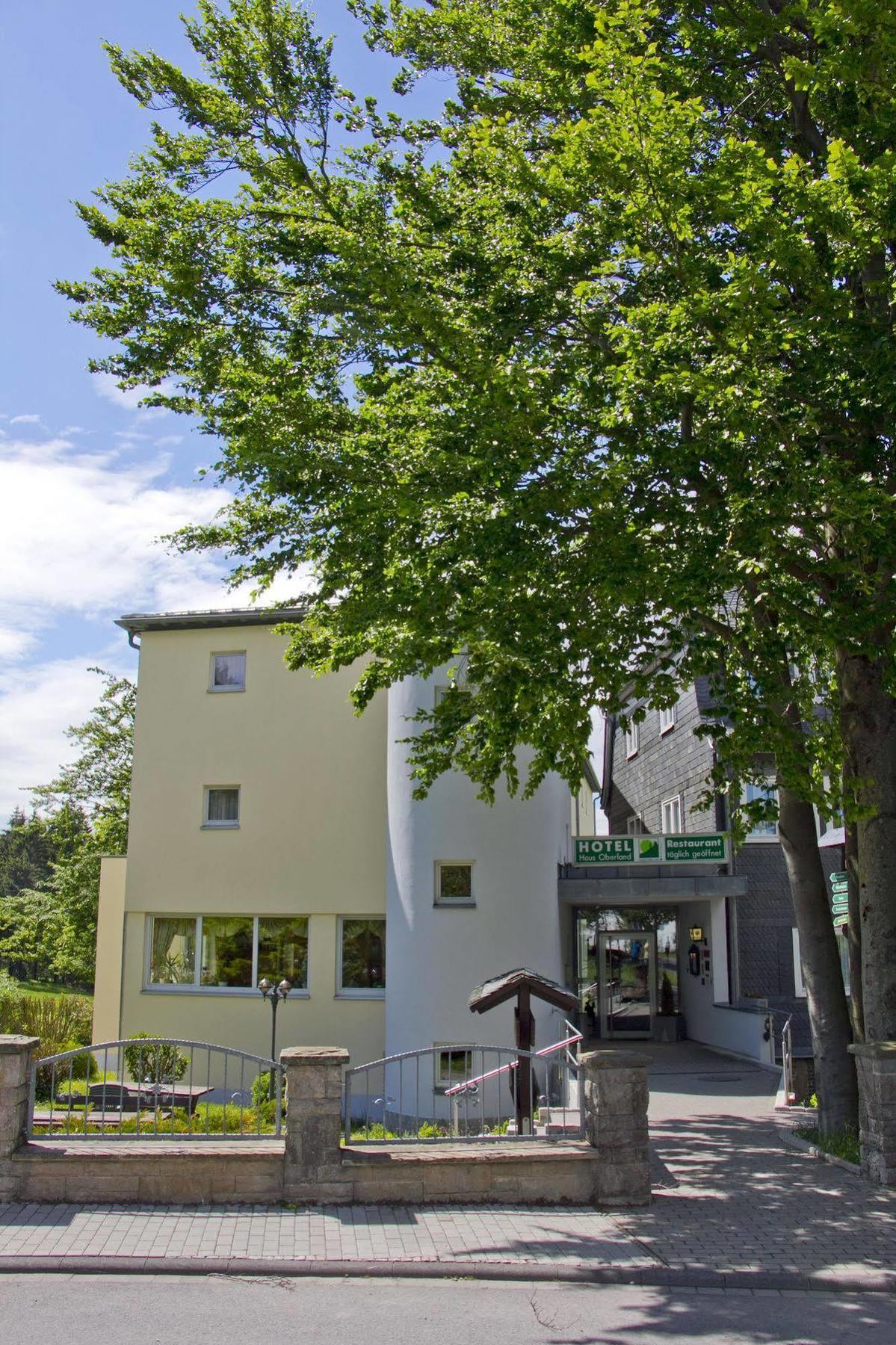Hotel Haus Oberland Masserberg Exteriör bild
